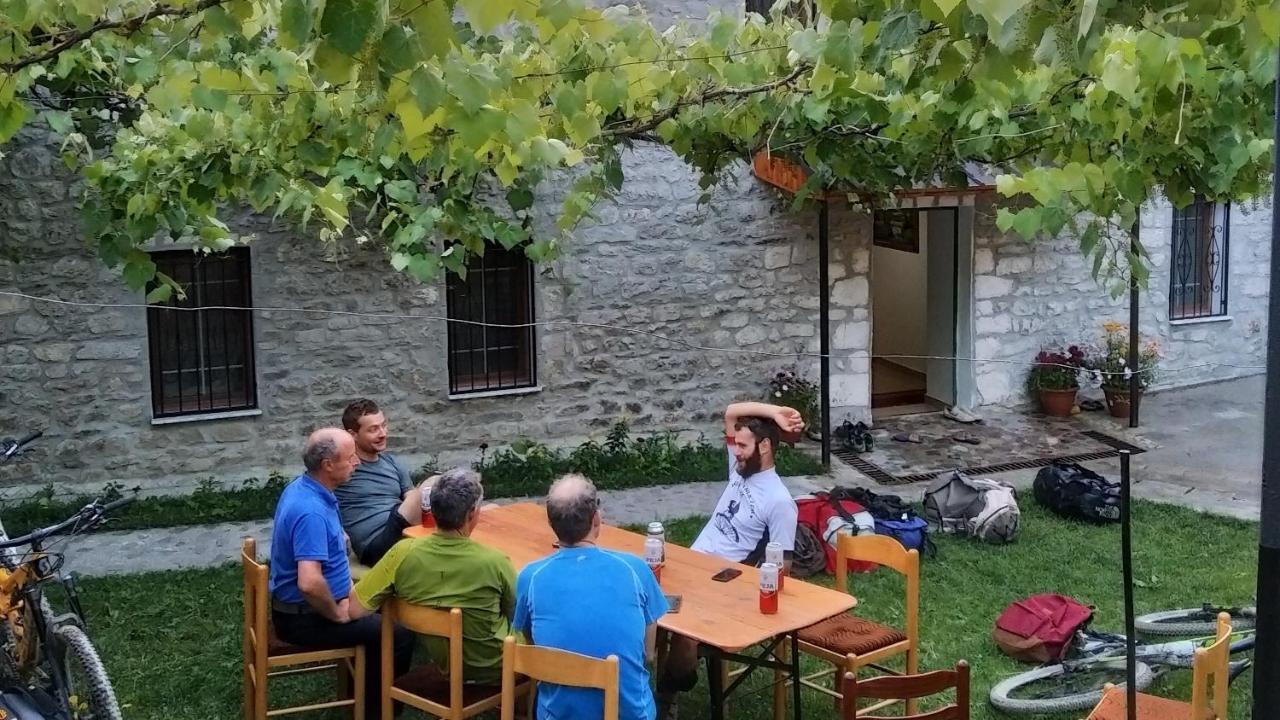 Guesthouse Shtini Fshat Zewnętrze zdjęcie
